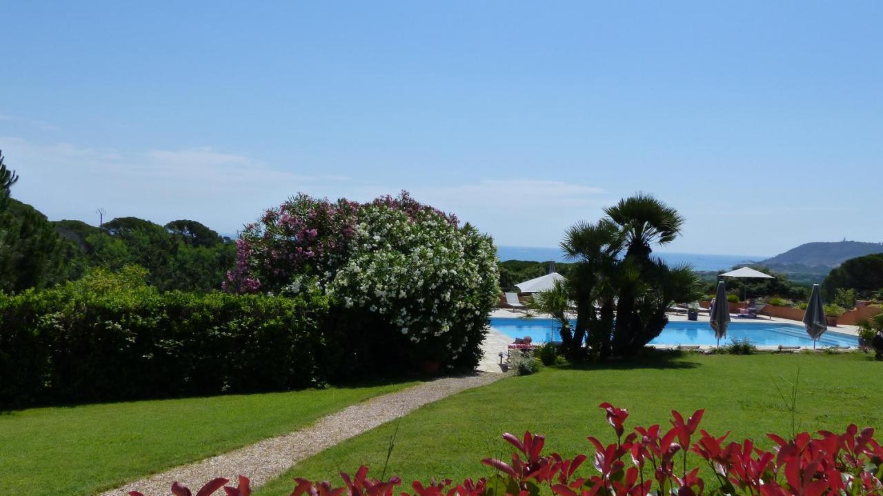 Hotel Les Bouis - Vue Mer Ramatuelle Exteriör bild